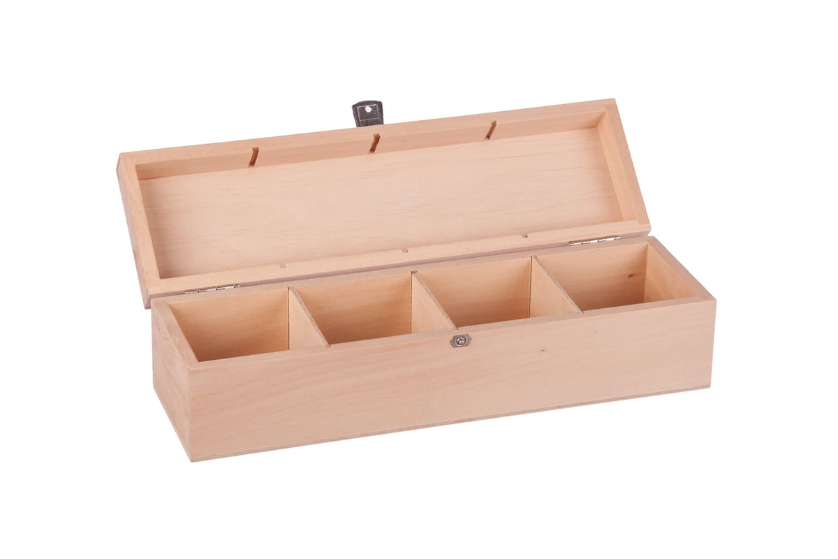 Holzkiste mit vier Fächern und offenem Klappdeckel.