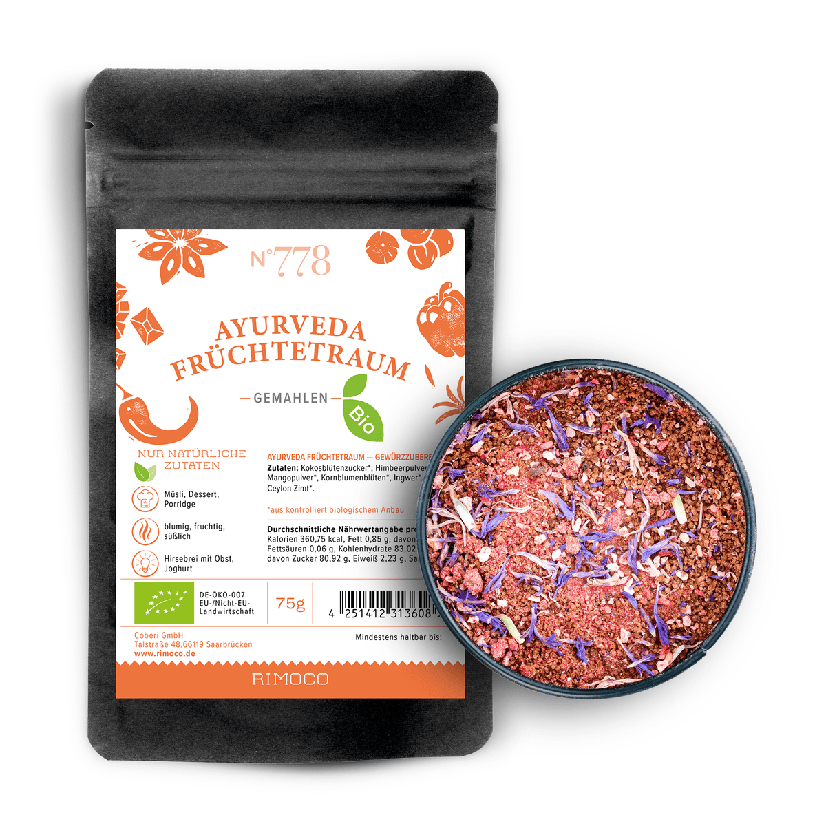 Bio Ayurveda Früchtetraum Mischung im Beutel und in einer Schale, mit sichtbaren Blütenblättern.