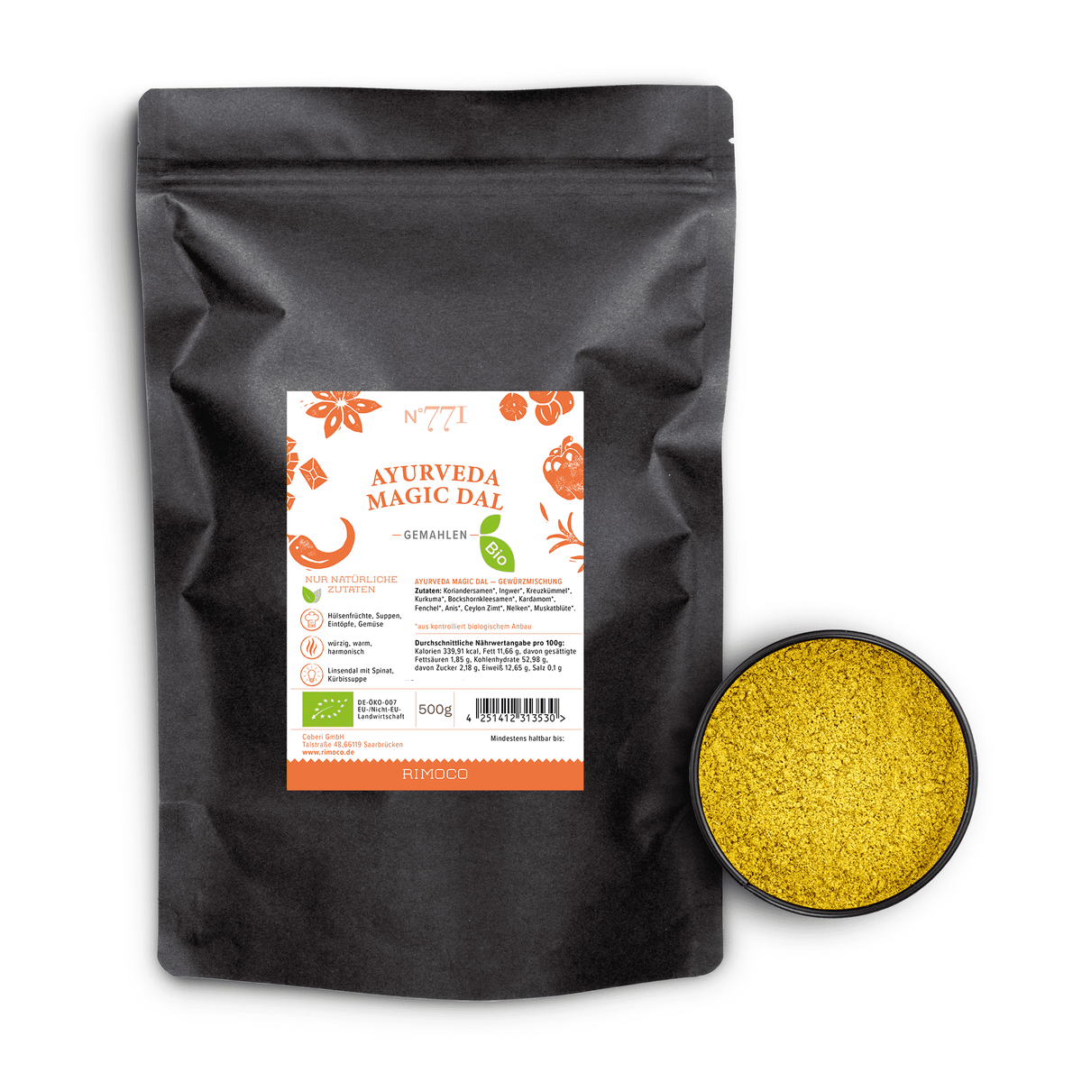 Schwarzer Beutel mit Aufschrift Bio Ayurveda Magic Dal neben einer Schale gelbem Linsenpulver.