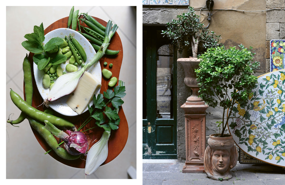 Links frisches grünes Gemüse, rechts Geschenkset Cucina Vegetariana neben einer Tür und Zitronentisch.