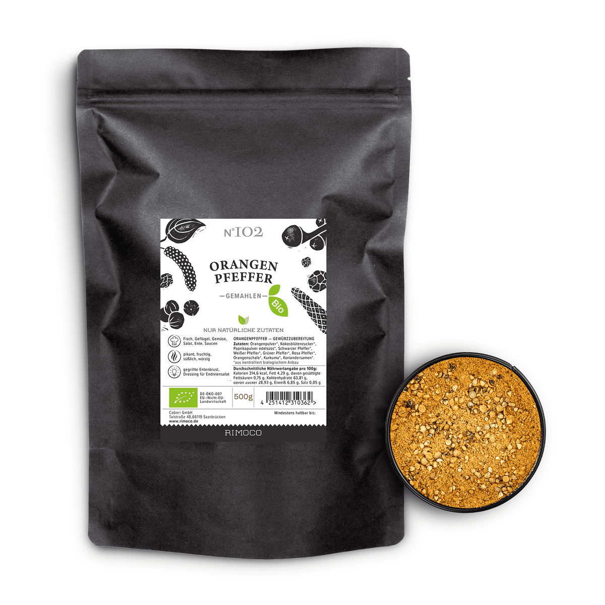 Schwarzer Beutel Bio Orangenpfeffer neben einer Schale mit orangefarbener, grober Pfeffermischung.
