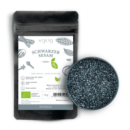 Schwarzer Sesam, Bio, in Schale und Packung sichtbar. Verpackung mit Hinweis auf Bioqualität.