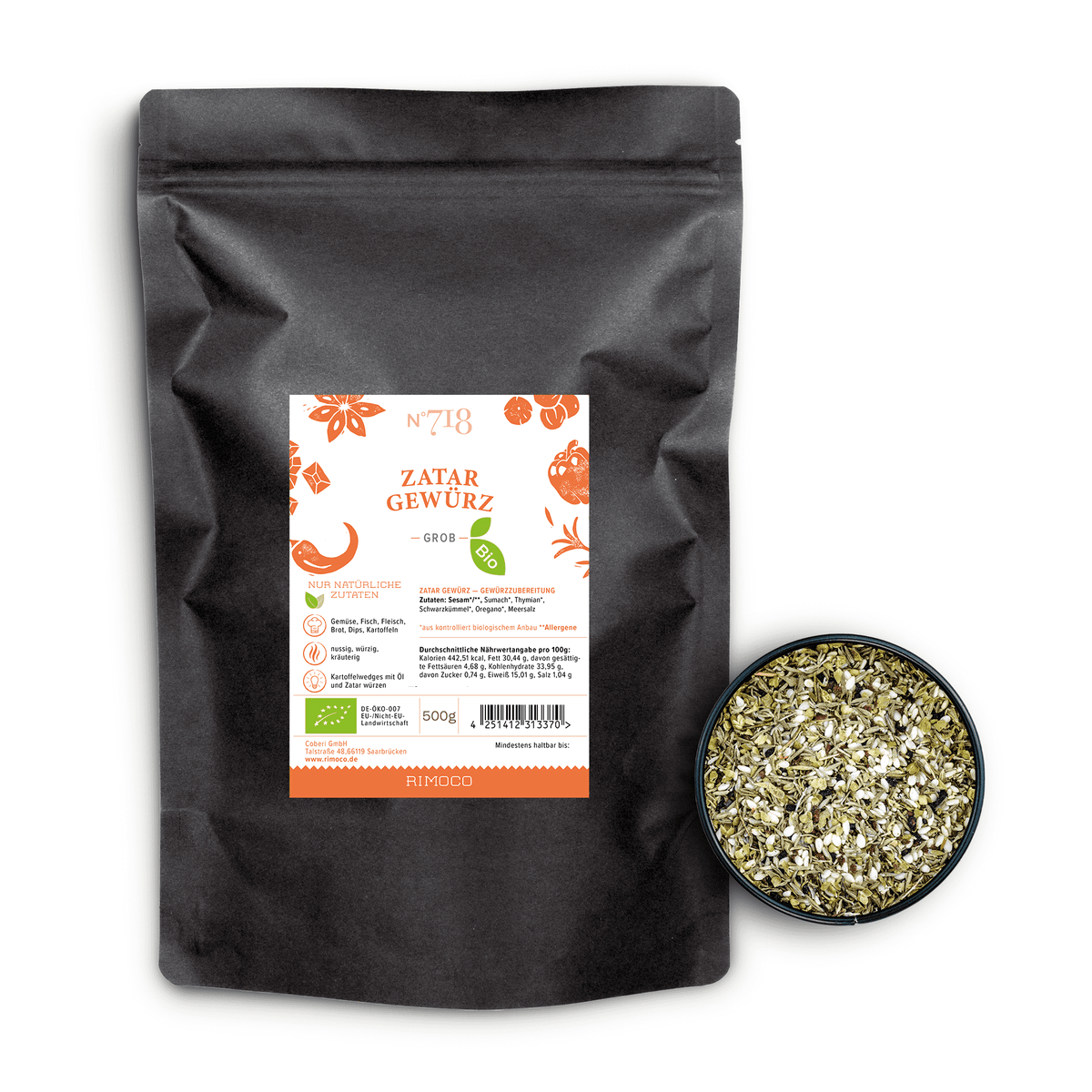 Bio Zatar Gewürz im schwarzen Beutel neben einer Schale mit Ottolenghi Zaatar Gewürzmischung.